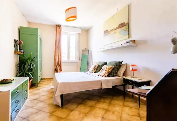 Apartament Con Balcone A San Giovanni, Piano Alto Con Vista Su